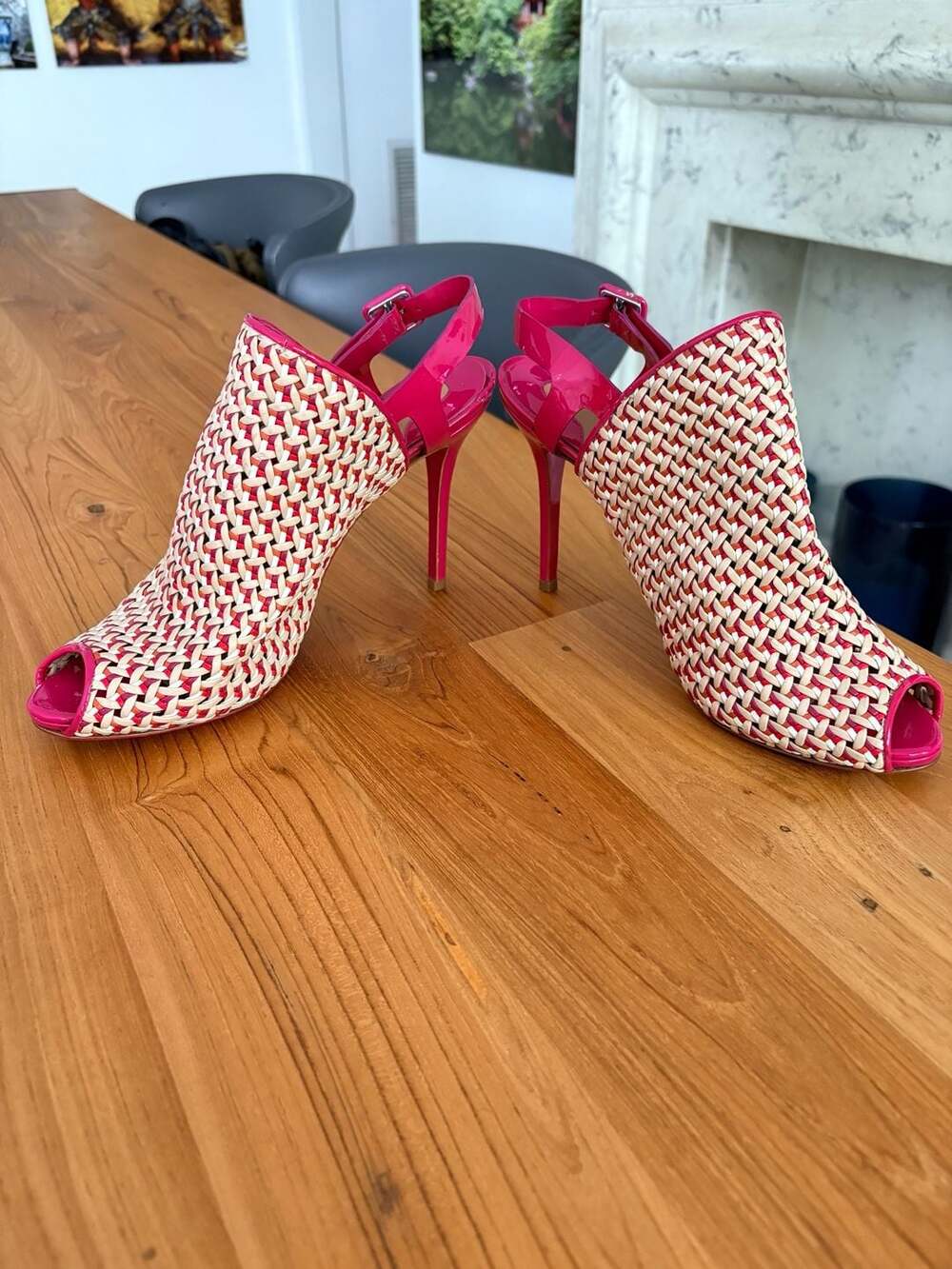 Salvatore Ferragamo Leather Hot Pink Slingback Stiletto Heels Ladies Size 8.5 - Picture 4 of 9
